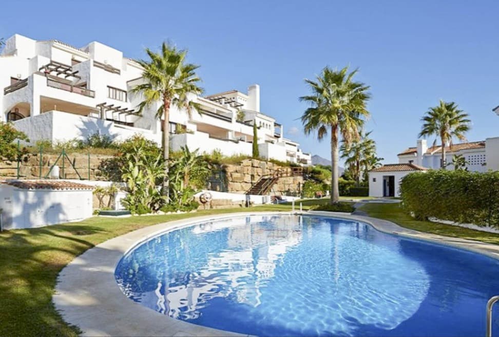Middle Floor Apartment in Casares — photo 2 of 10
