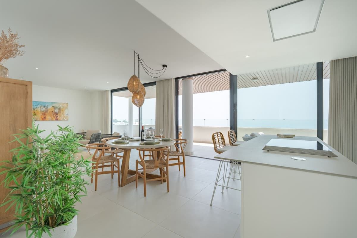 Middle Floor Apartment in Fuengirola — photo 7 of 10