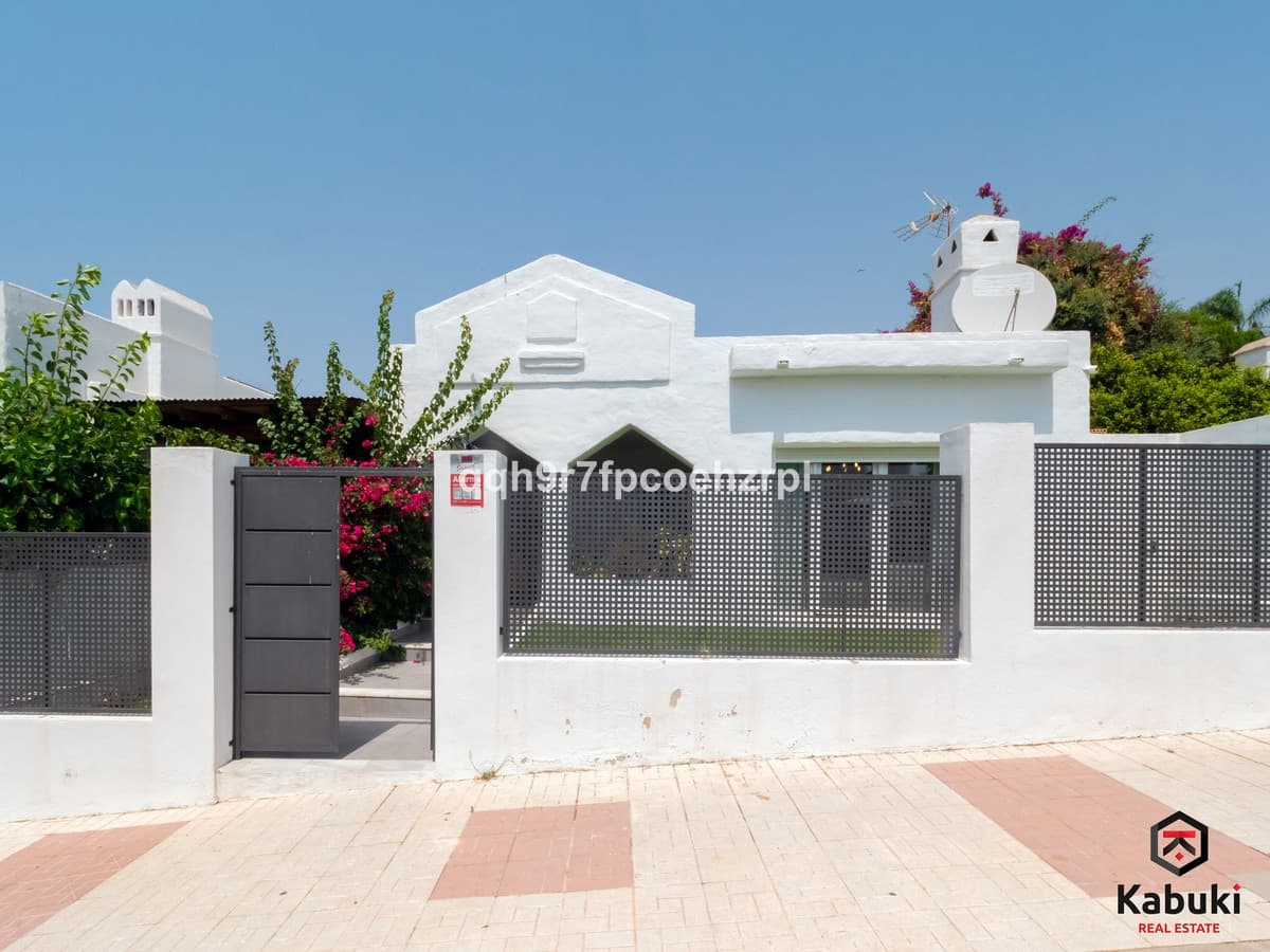 Detached Villa in Reserva de Marbella — photo 6 of 10