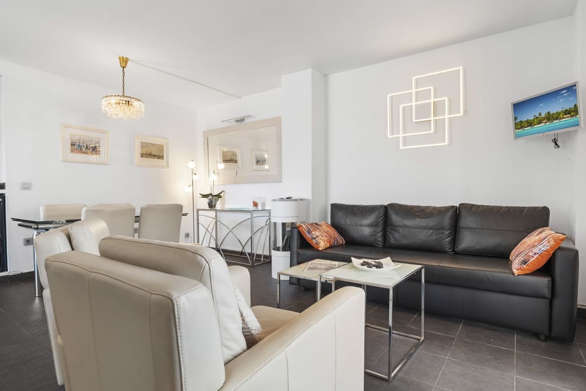 Middle Floor Apartment in Fuengirola — photo 5 of 10