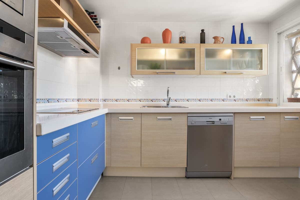 Middle Floor Apartment in Fuengirola — photo 7 of 10