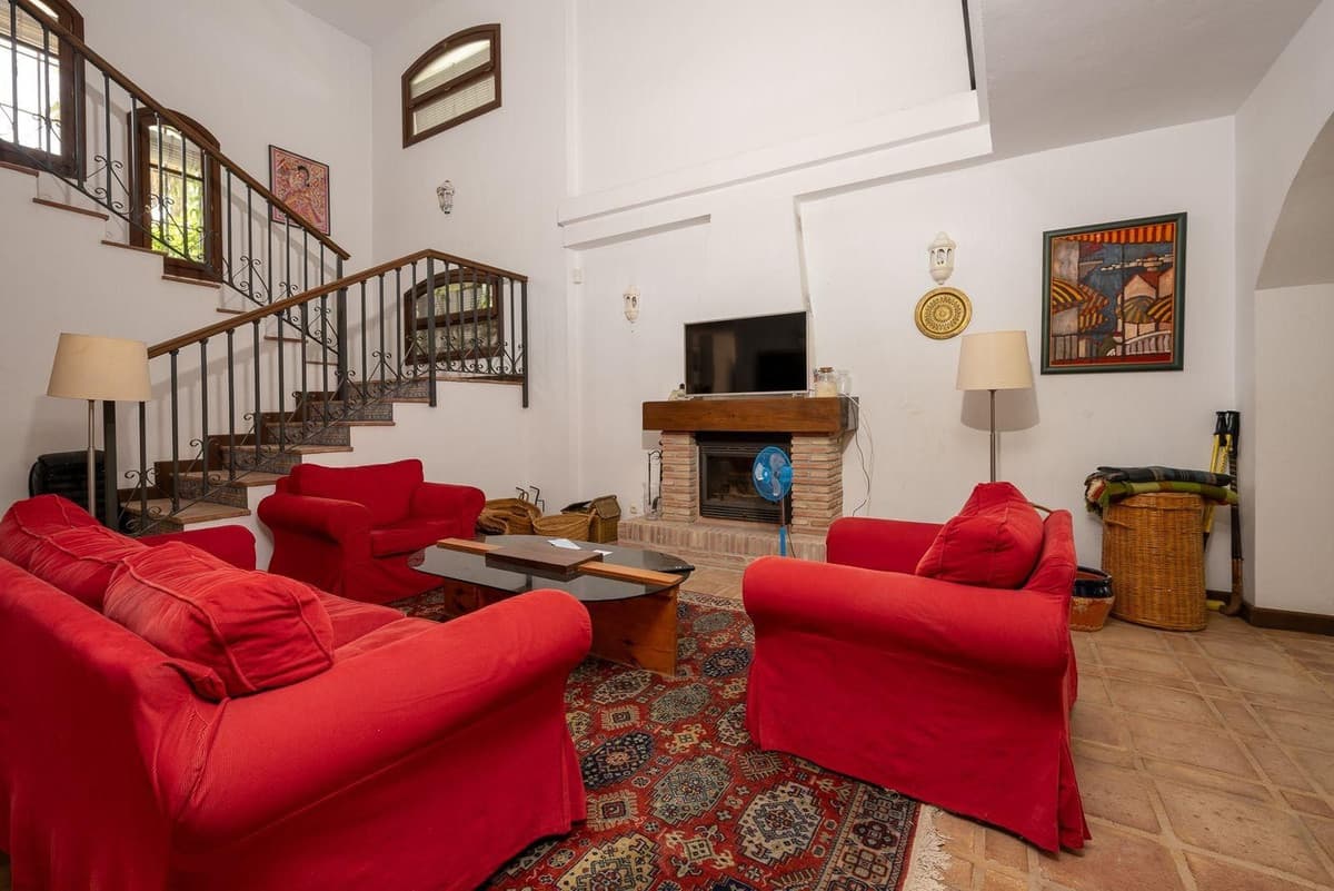 Detached Villa in Alhaurín el Grande — photo 7 of 10