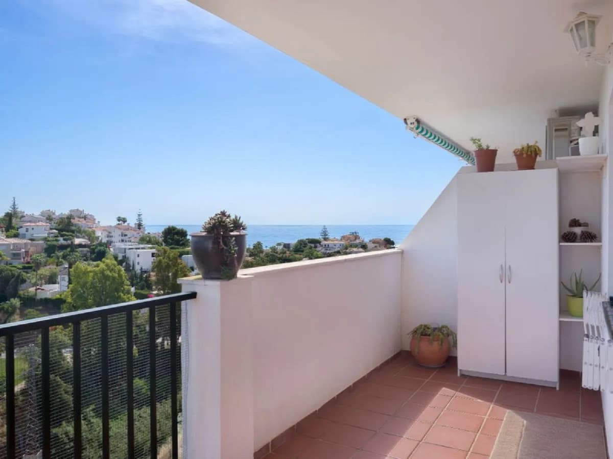 Middle Floor Apartment in Miraflores — photo 6 of 10