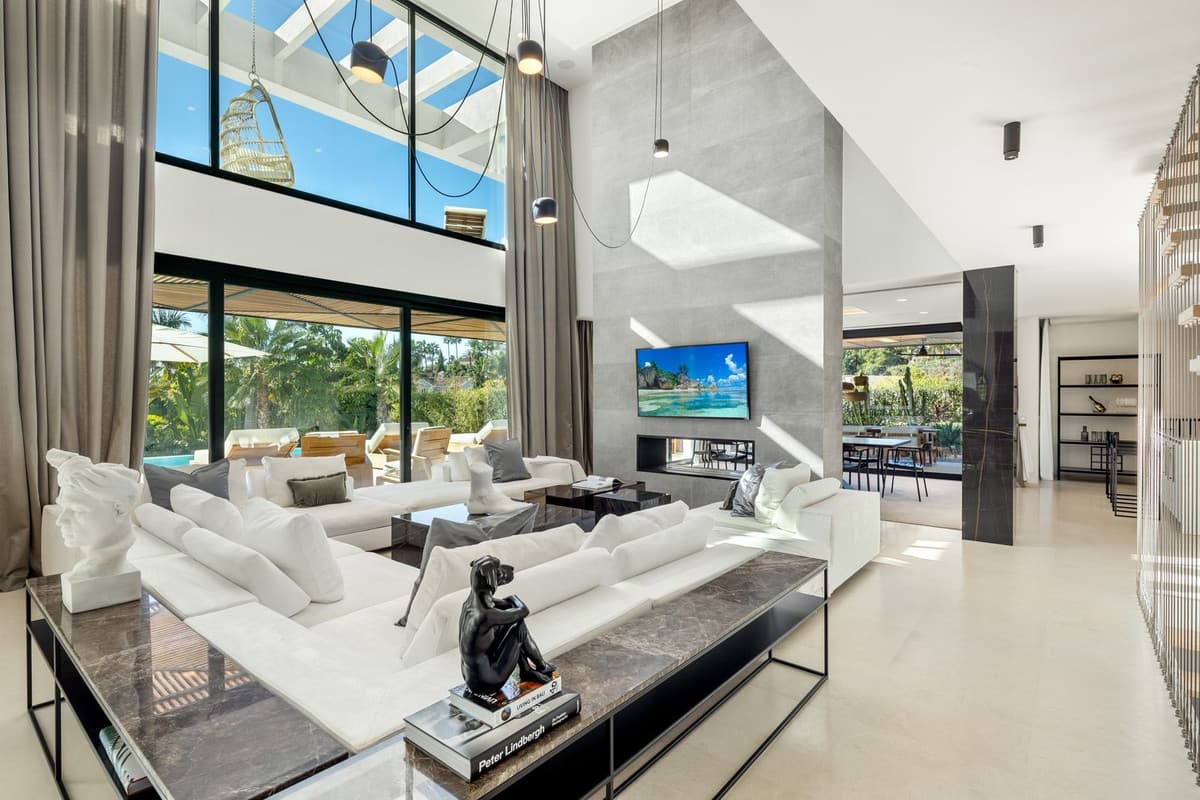 Detached Villa in Nueva Andalucía — photo 4 of 10