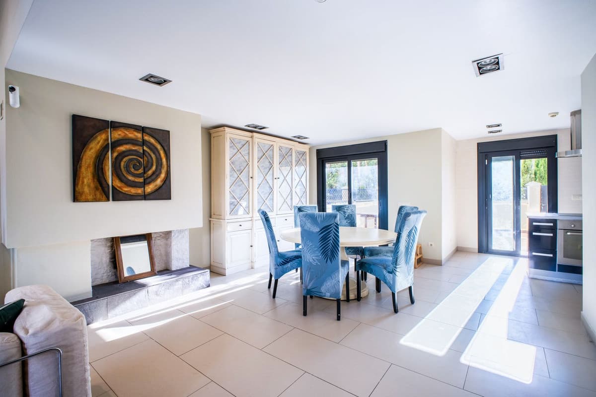 Townhouse in Estepona — photo 5 of 10