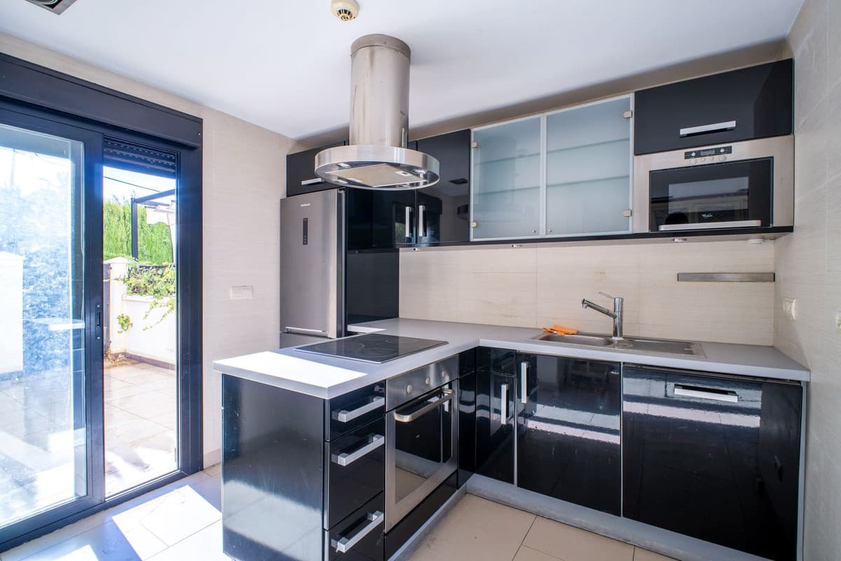 Townhouse in Estepona — photo 7 of 10