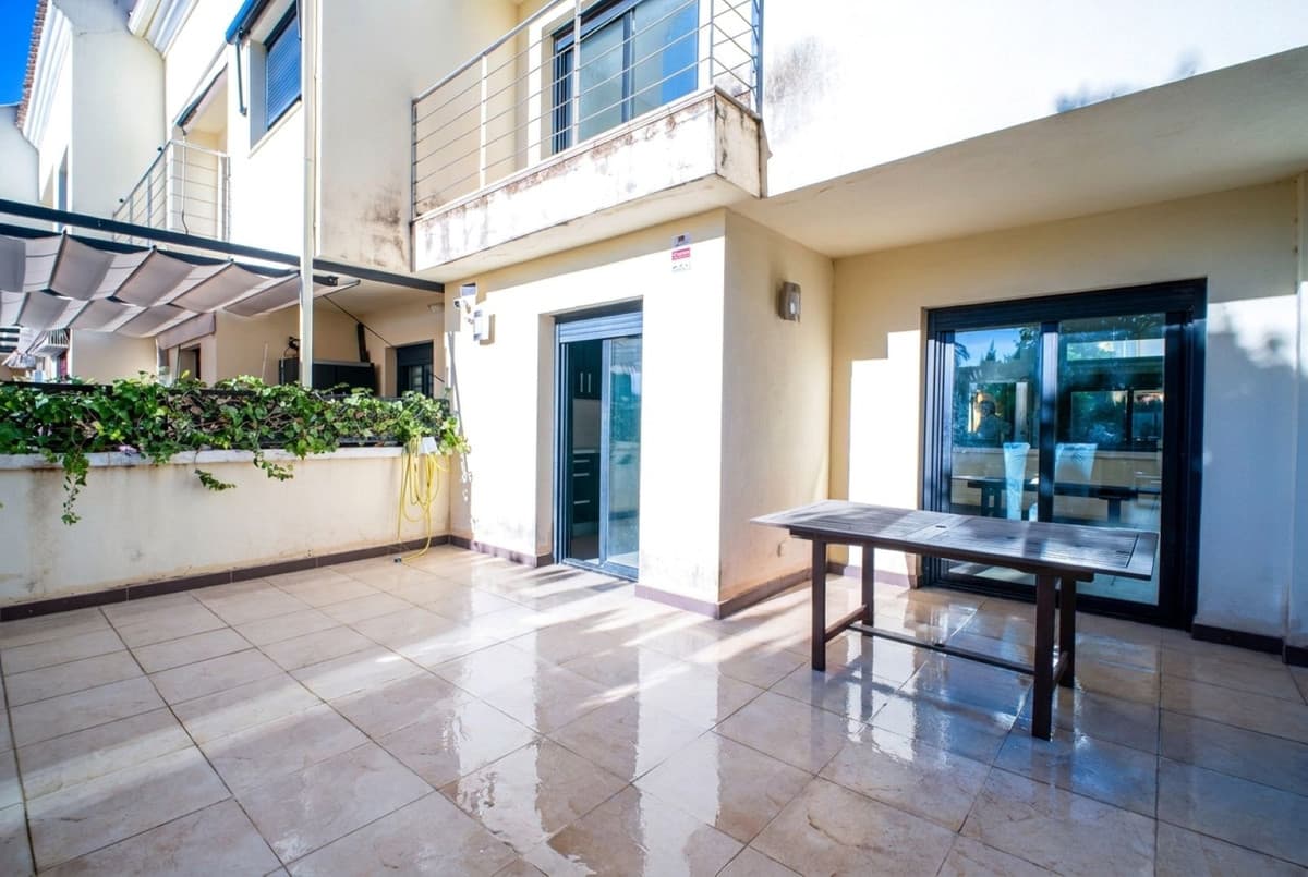 Townhouse in Estepona — photo 8 of 10