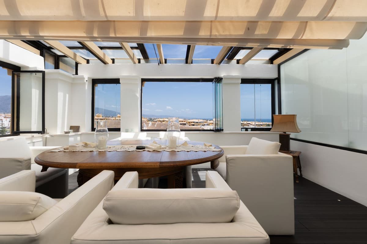 Penthouse Duplex in San Pedro de Alcántara — photo 1 of 10