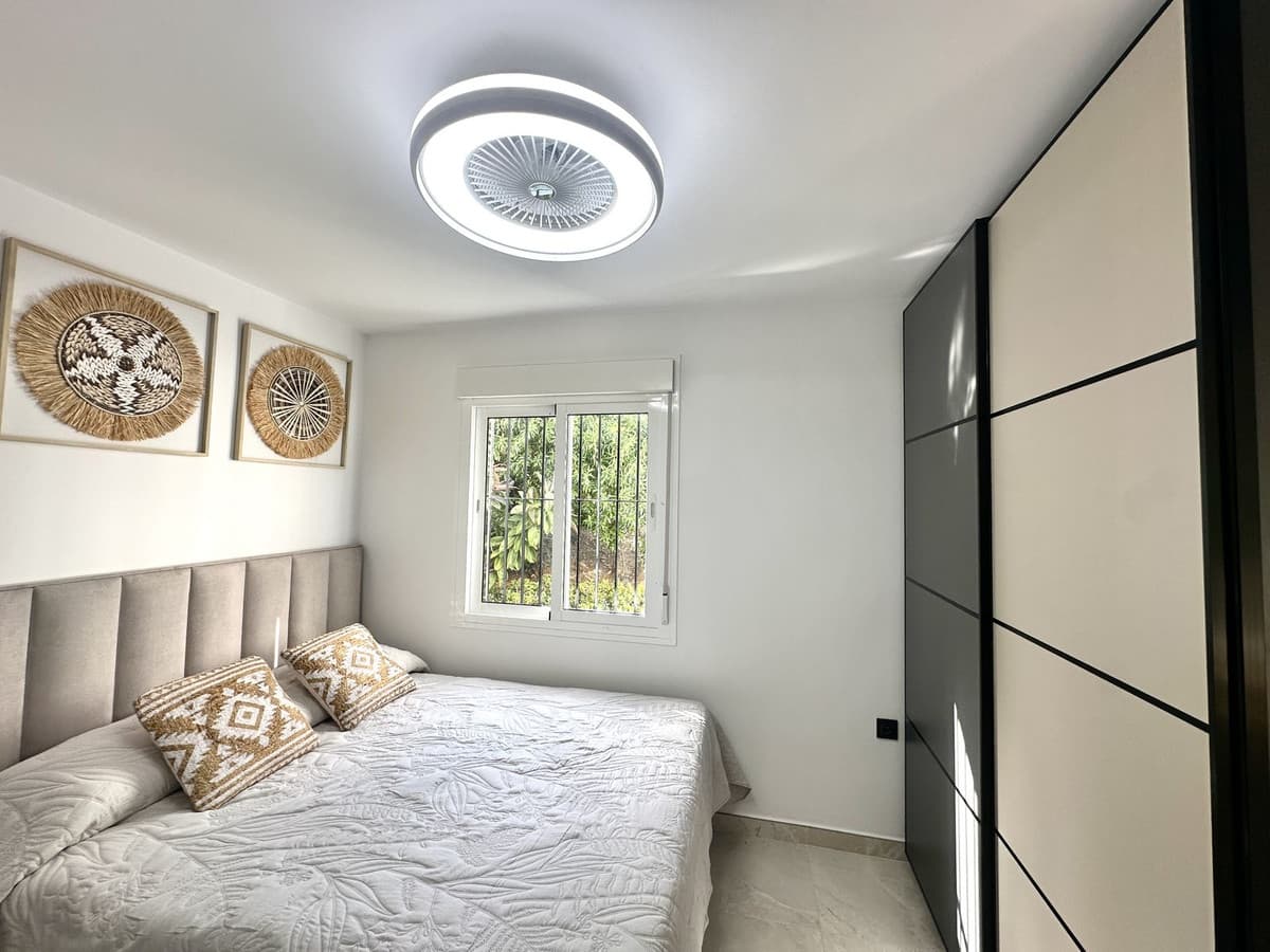 Middle Floor Apartment in La Cala de Mijas — photo 4 of 10