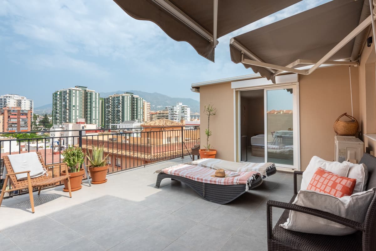 Penthouse in Los Boliches — photo 1 of 10