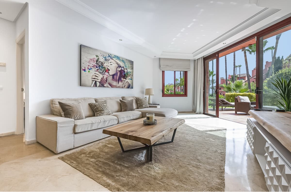 Ground Floor Apartment in Estepona — photo 4 of 10