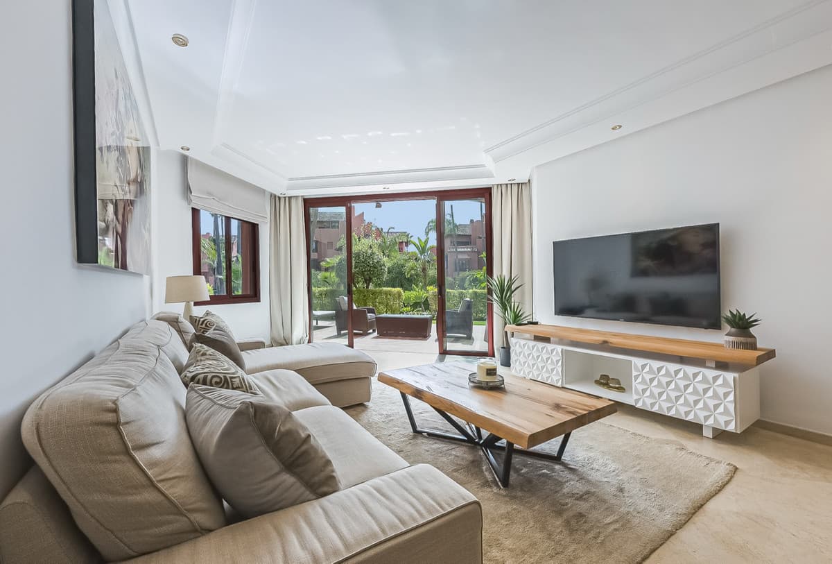 Ground Floor Apartment in Estepona — photo 8 of 10