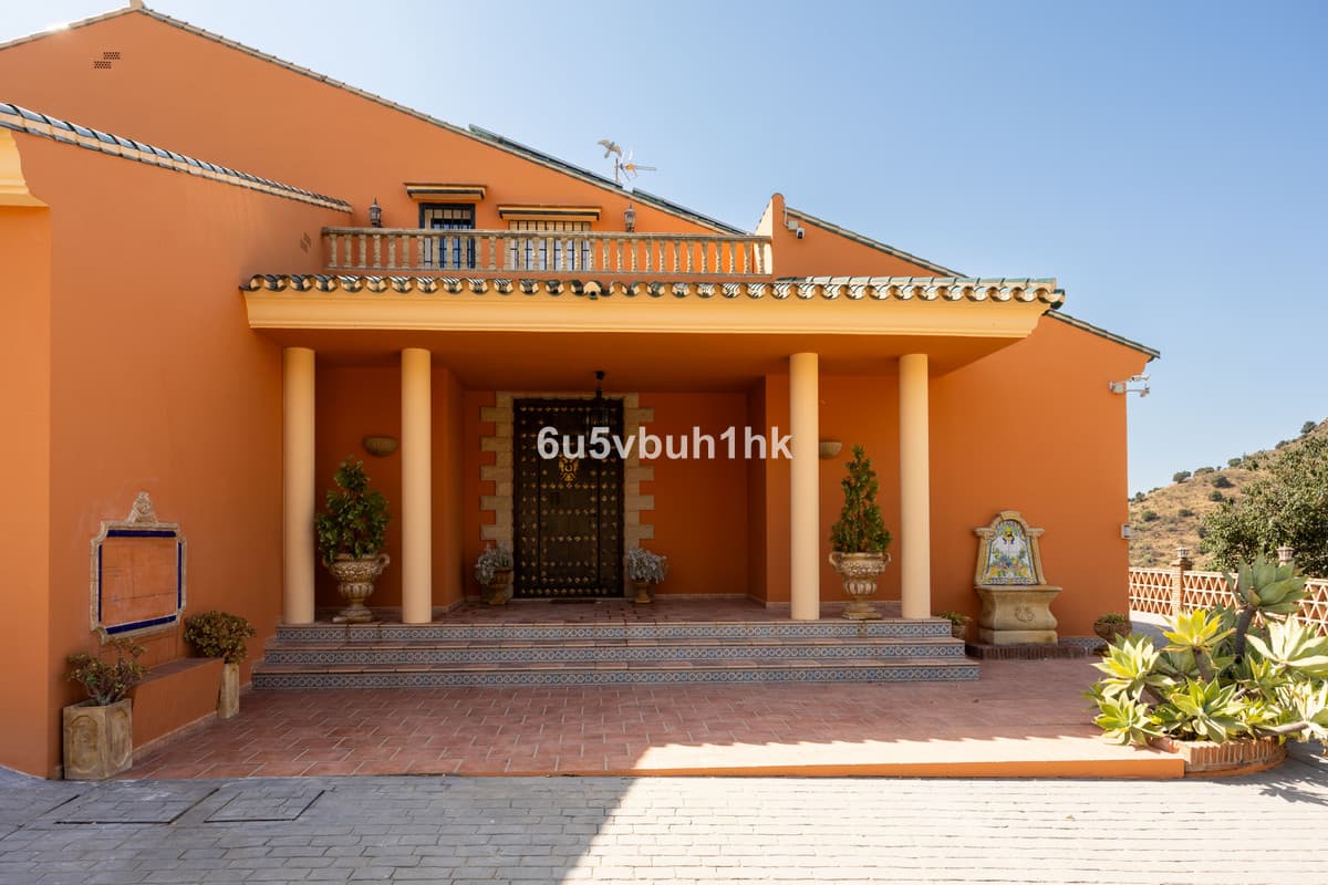 Cortijo in Almogía — photo 4 of 10
