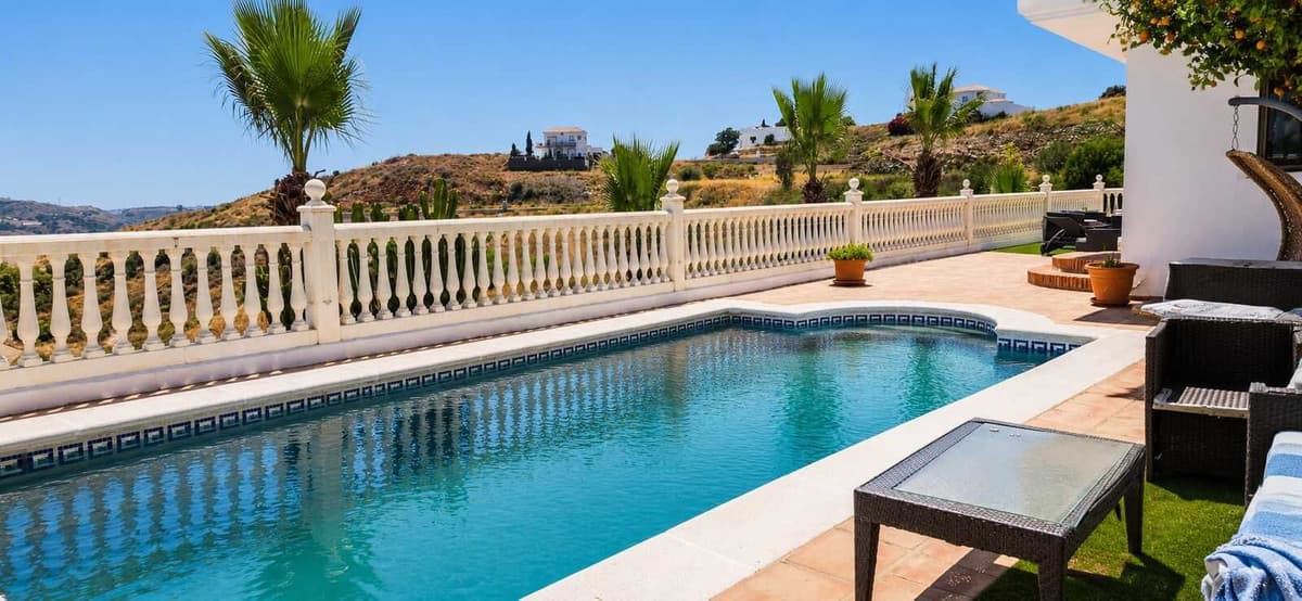 Detached Villa in Mijas — photo 1 of 10