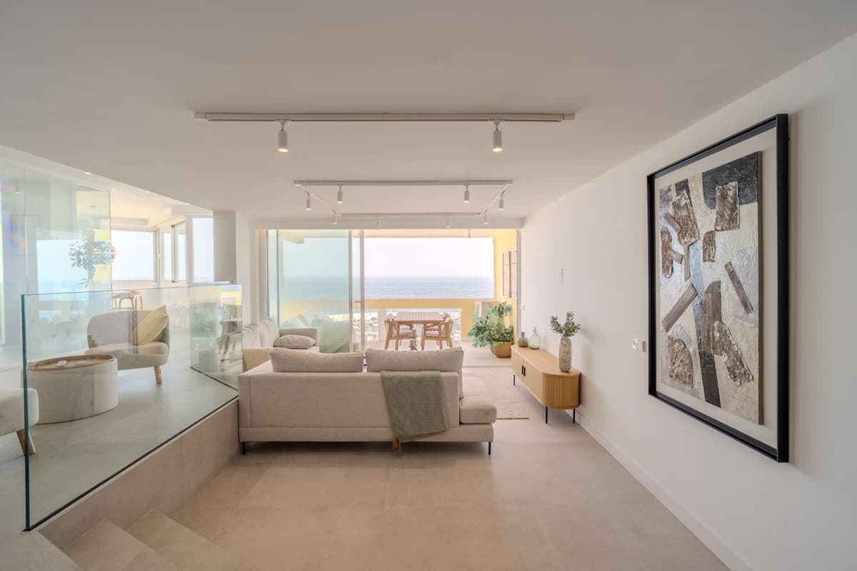 Top Floor Apartment in Marbella — photo 3 of 10