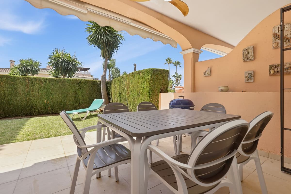 Ground Floor Apartment in Estepona — photo 5 of 10