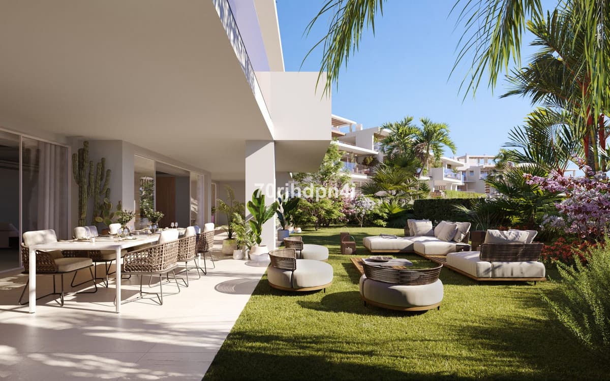Middle Floor Apartment in Marbella — photo 9 of 10