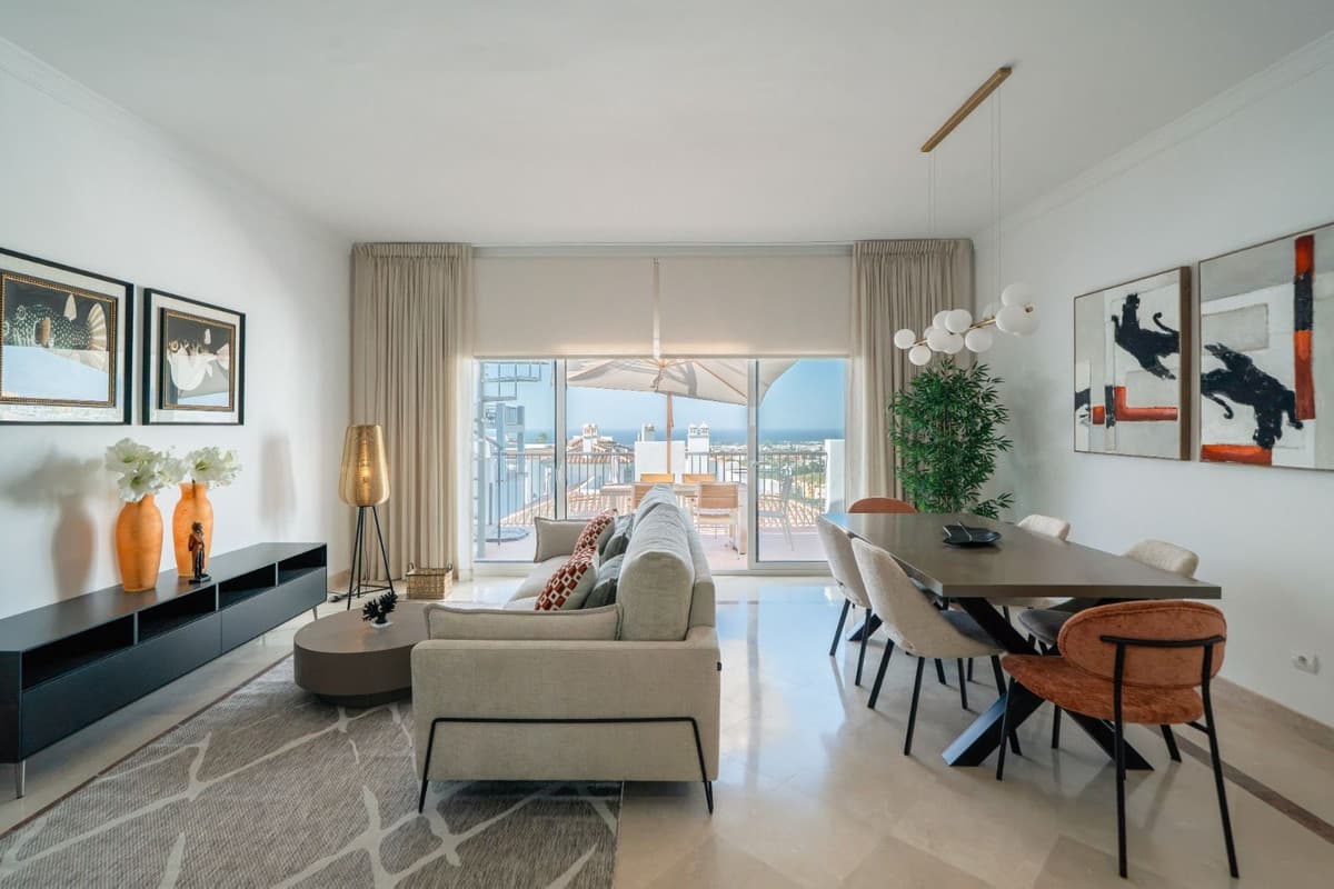 Penthouse Duplex in Benahavís — photo 2 of 10