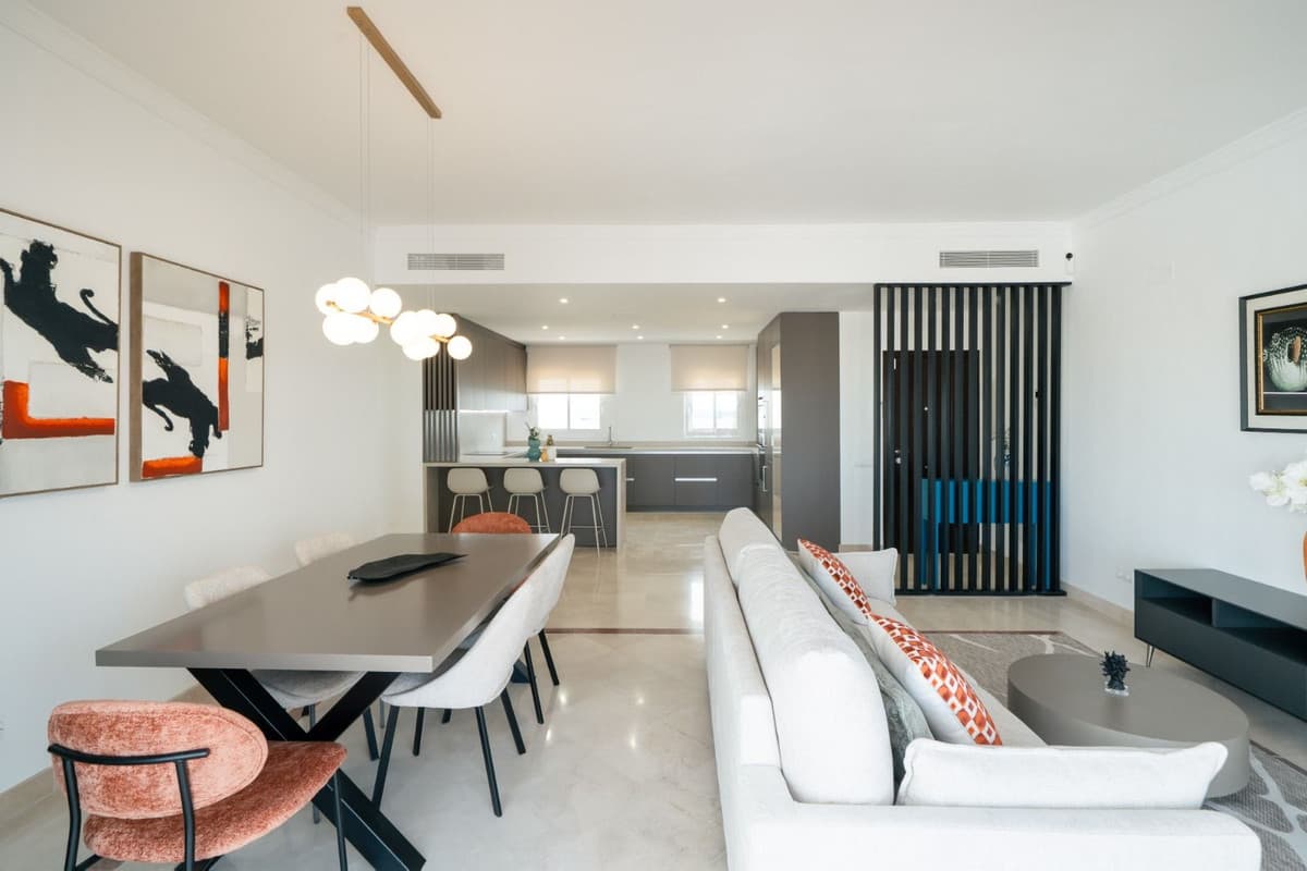 Penthouse Duplex in Benahavís — photo 8 of 10