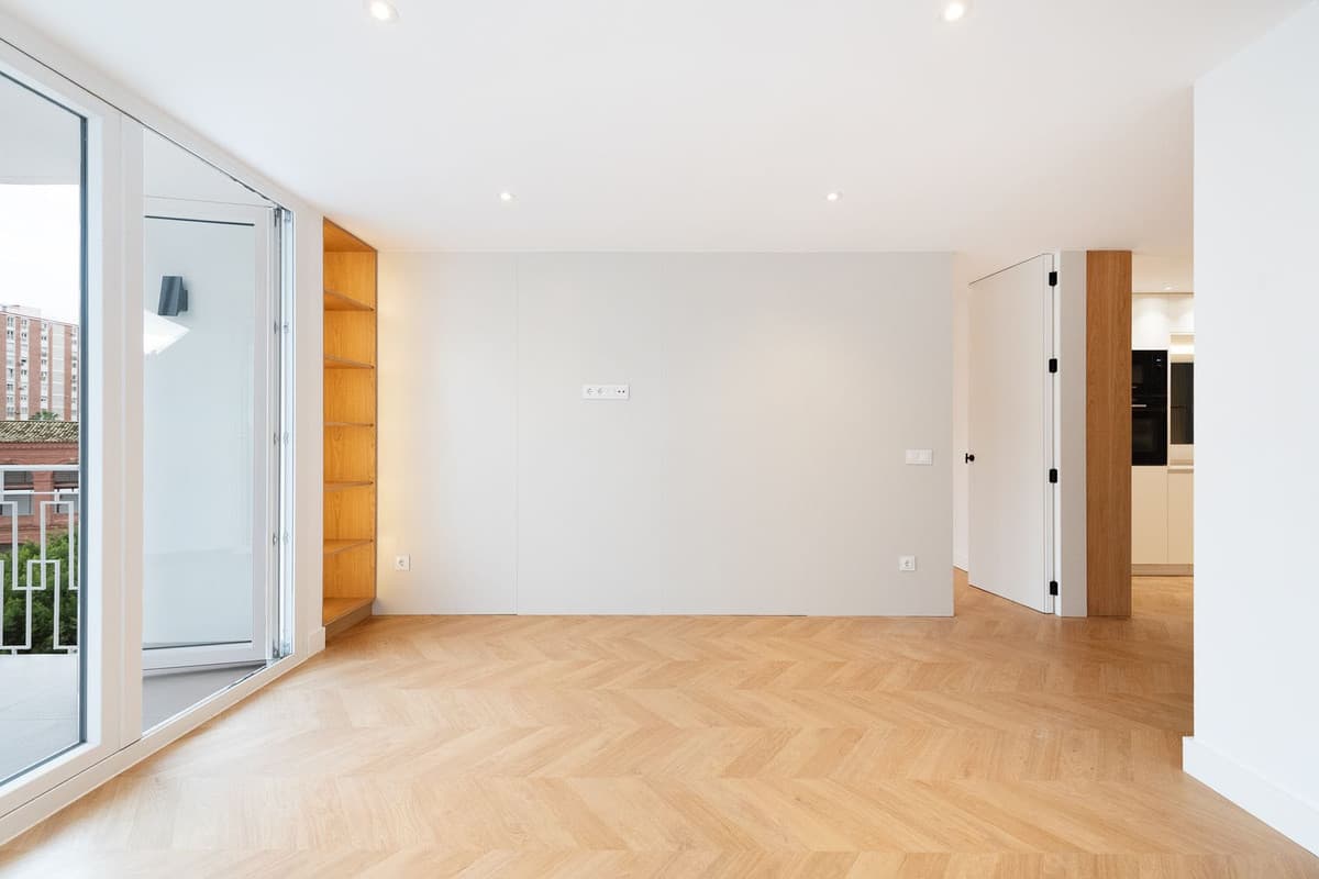 Middle Floor Apartment in Malagueta — photo 6 of 10