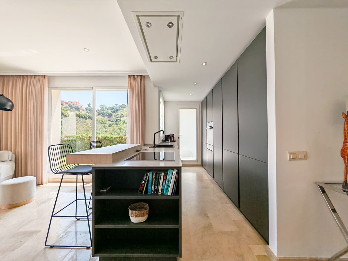 Ground Floor Apartment in La Mairena — photo 6 of 10
