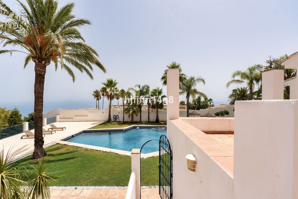 Detached Villa in Estepona — photo 8 of 10
