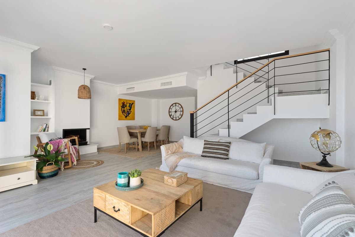 Townhouse in La Mairena — photo 8 of 10