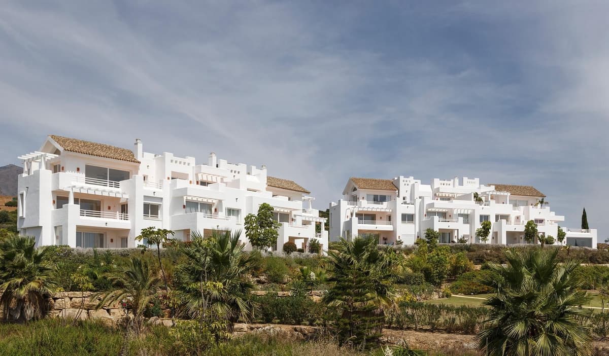 Ground Floor Apartment in Casares — photo 3 of 10