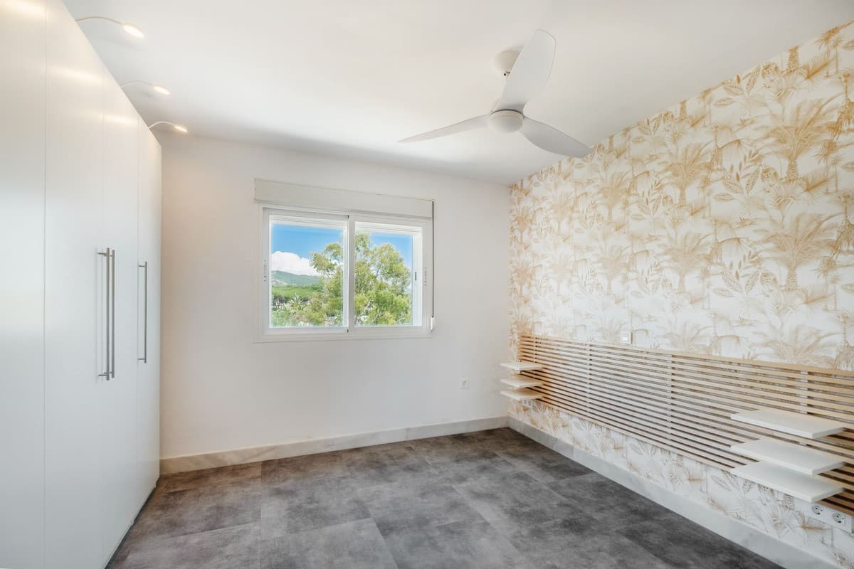Penthouse Duplex in Costabella — photo 8 of 10