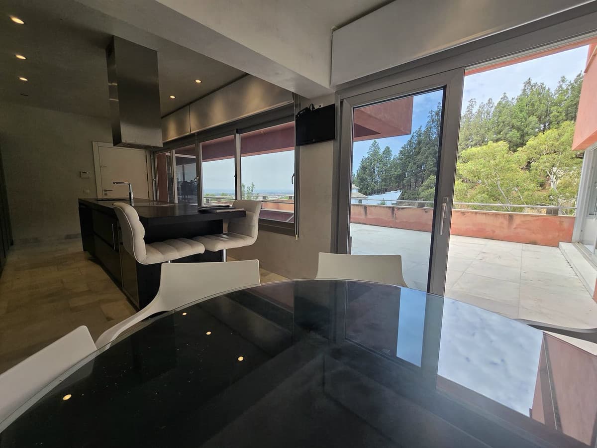 Detached Villa in Málaga — photo 5 of 10