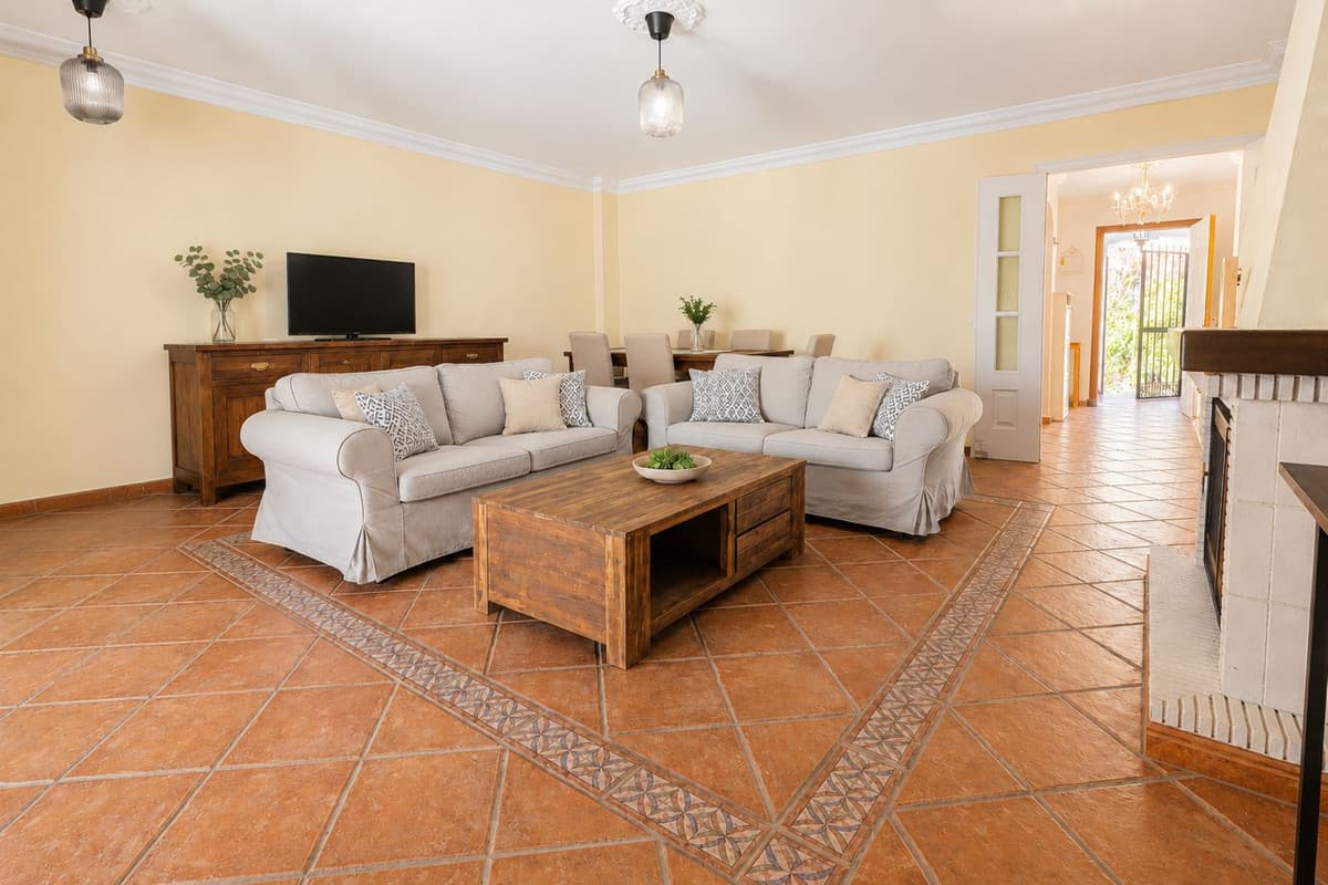 Townhouse in La Alcaidesa — photo 3 of 10