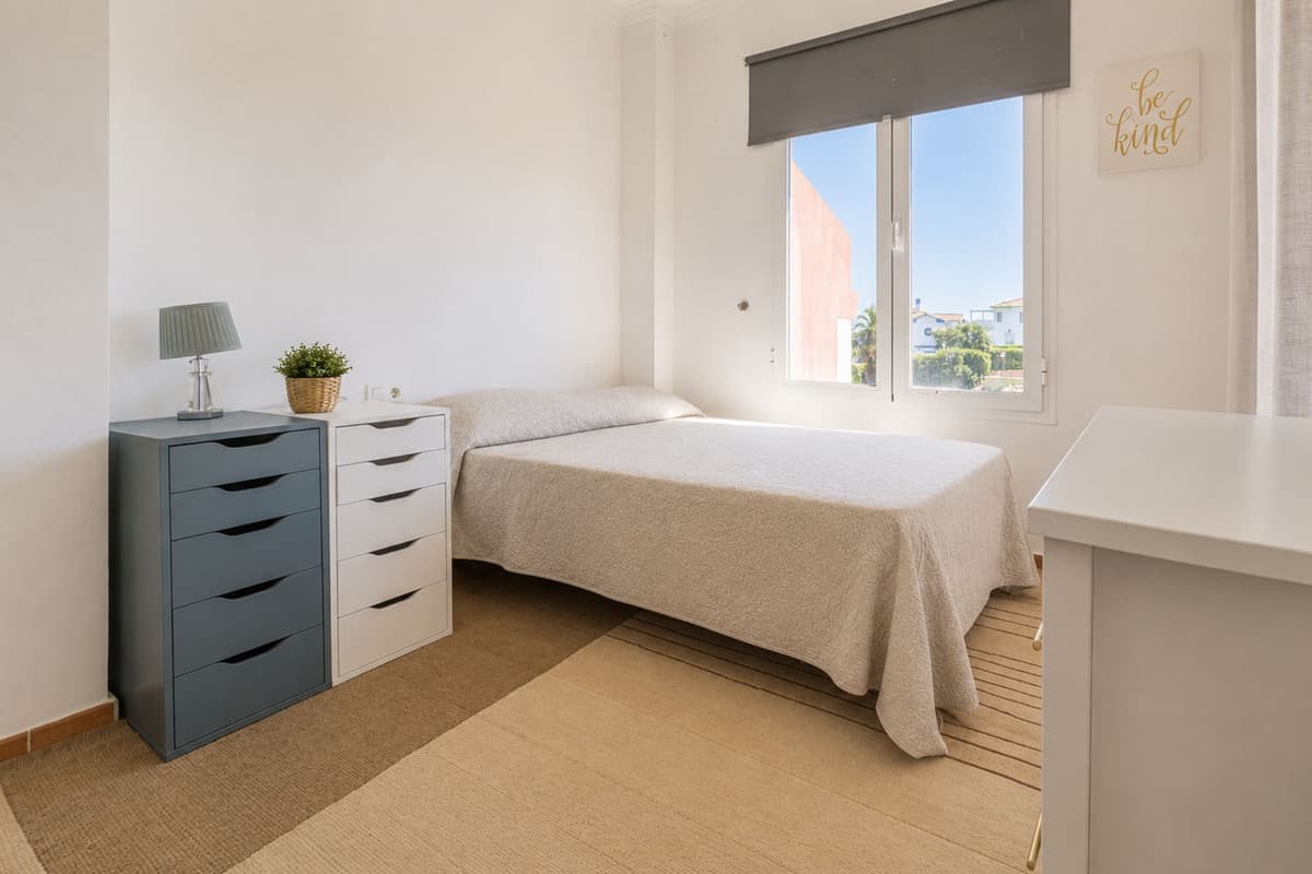 Townhouse in La Alcaidesa — photo 7 of 10