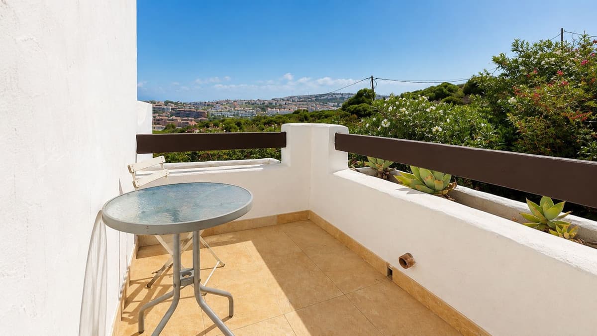 Semi-Detached House in La Alcaidesa — photo 5 of 10