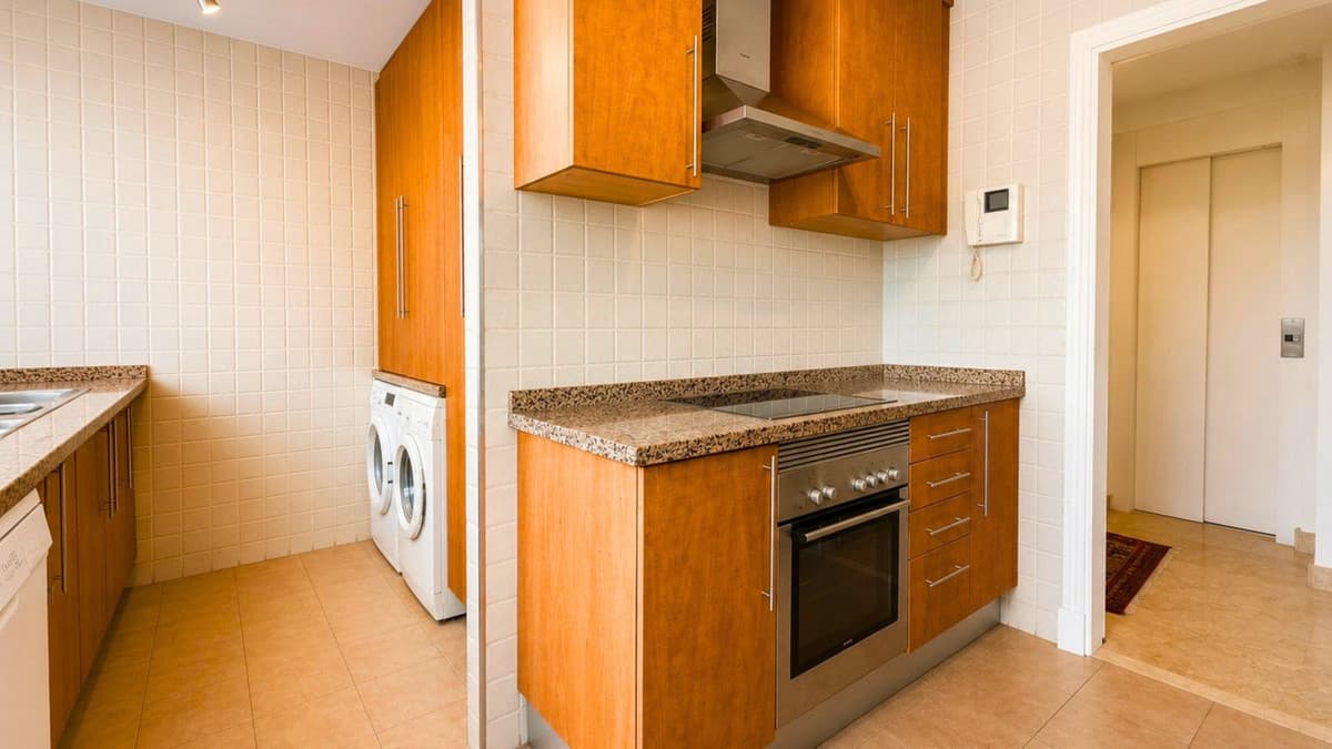 Semi-Detached House in La Alcaidesa — photo 8 of 10