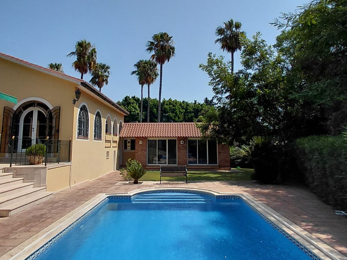 Detached Villa in Sotogrande Costa — photo 3 of 10