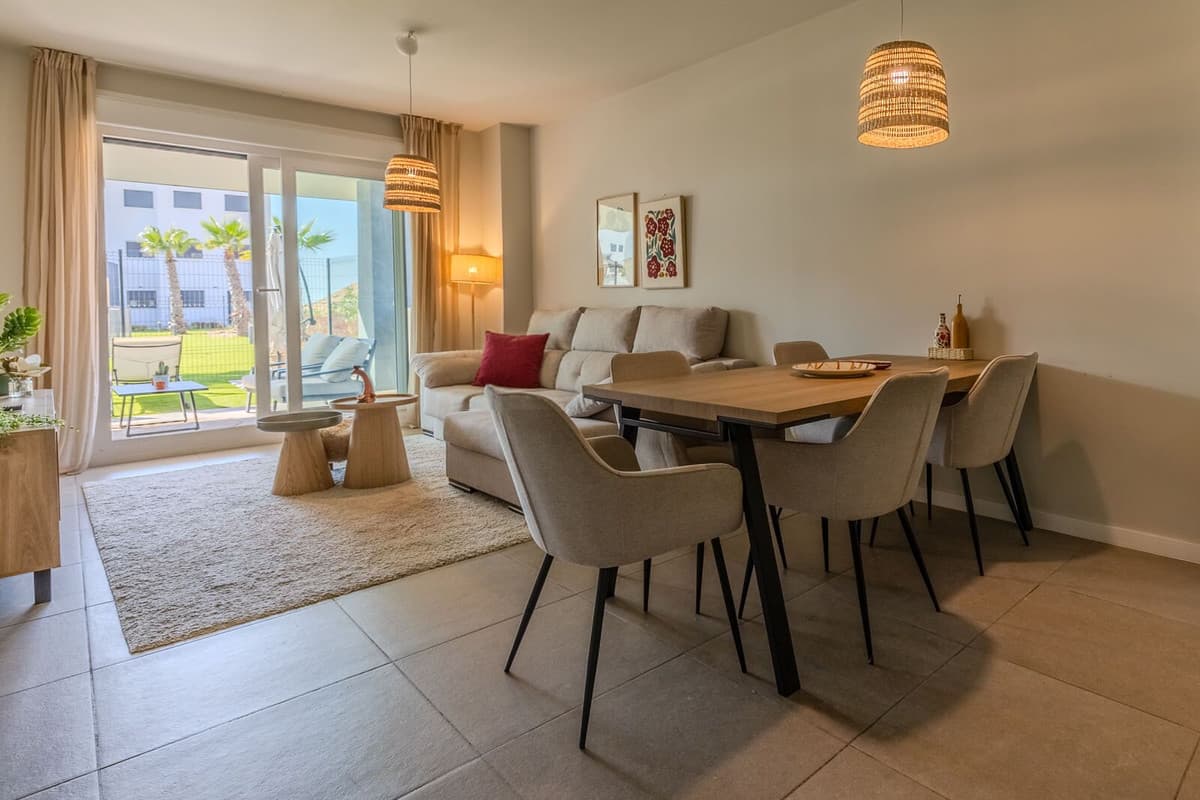 Ground Floor Apartment in Estepona — photo 6 of 10