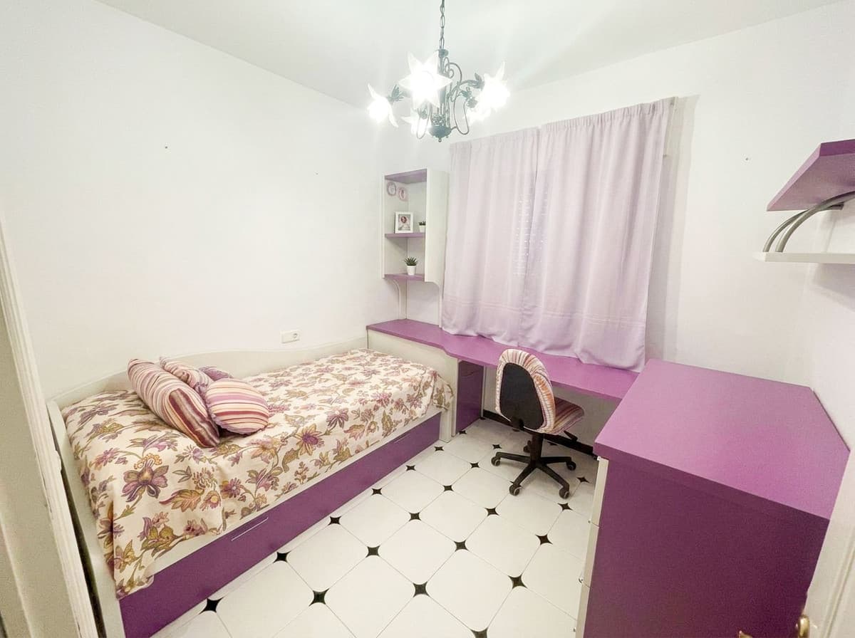 Middle Floor Apartment in Fuengirola — photo 9 of 10