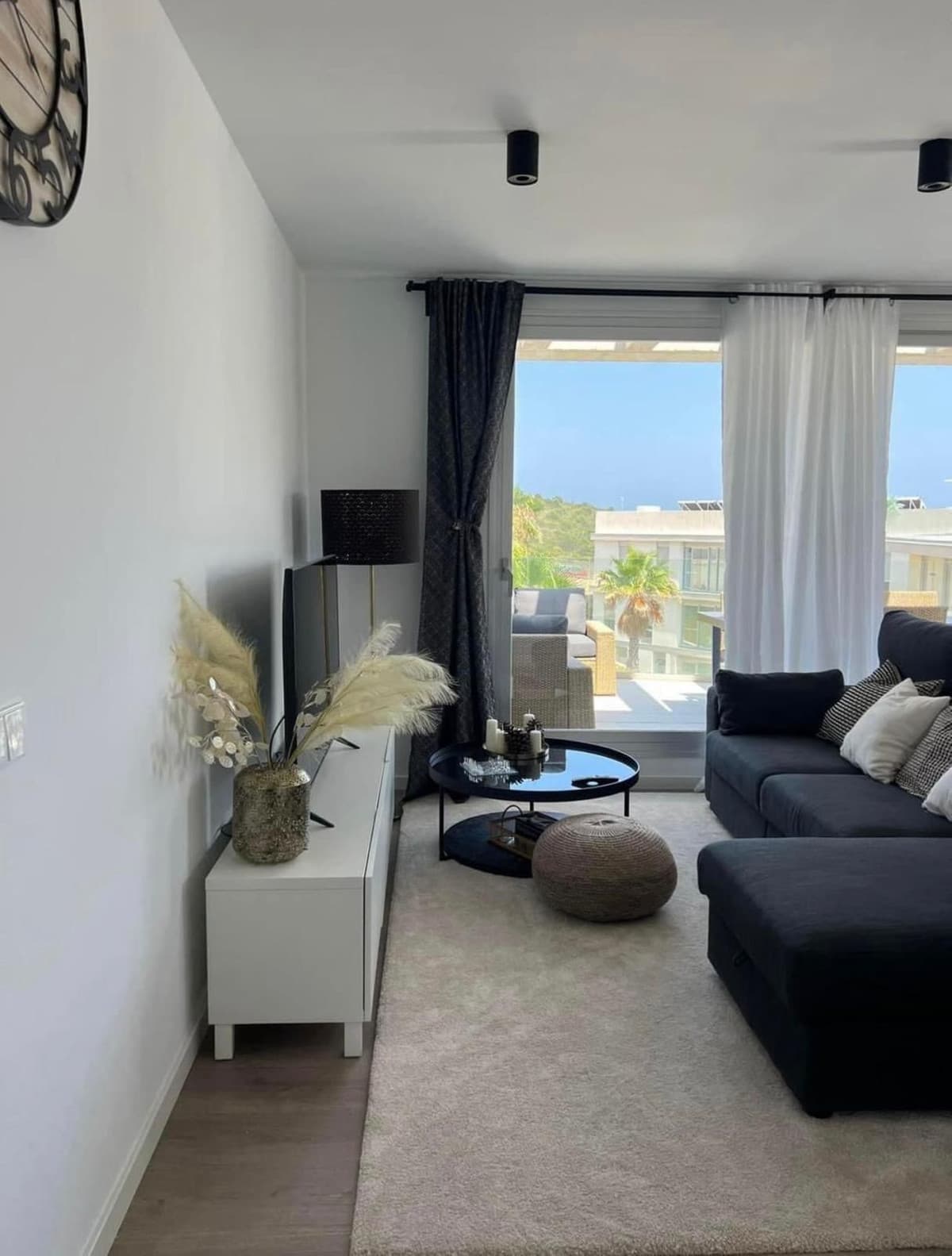 Top Floor Apartment in Estepona — photo 7 of 10