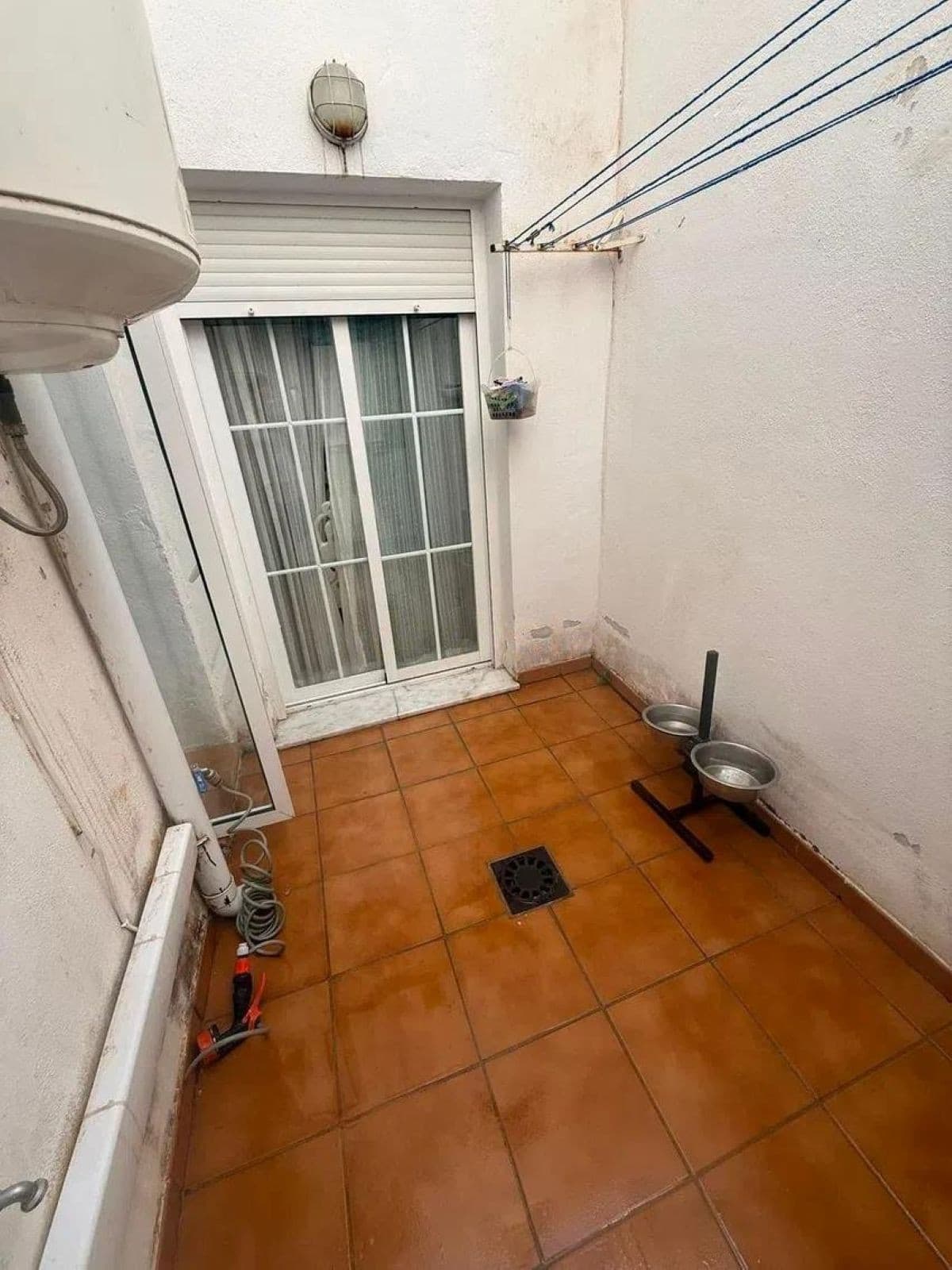 Ground Floor Apartment in Málaga — photo 8 of 10