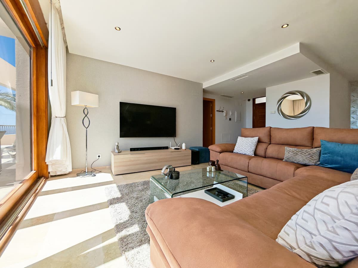 Middle Floor Apartment in Altos de los Monteros — photo 3 of 10