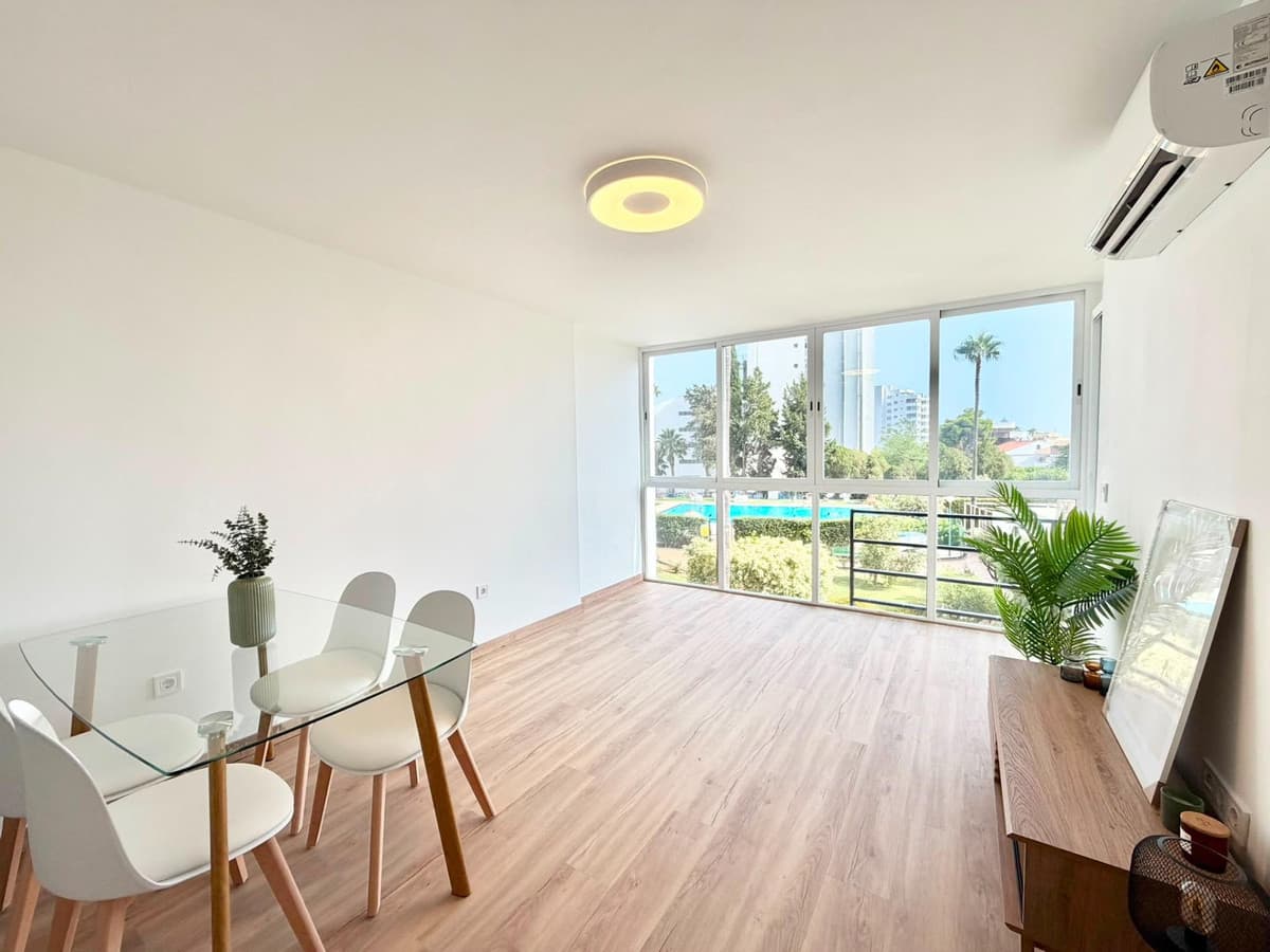 Middle Floor Apartment in Benalmadena — photo 1 of 10