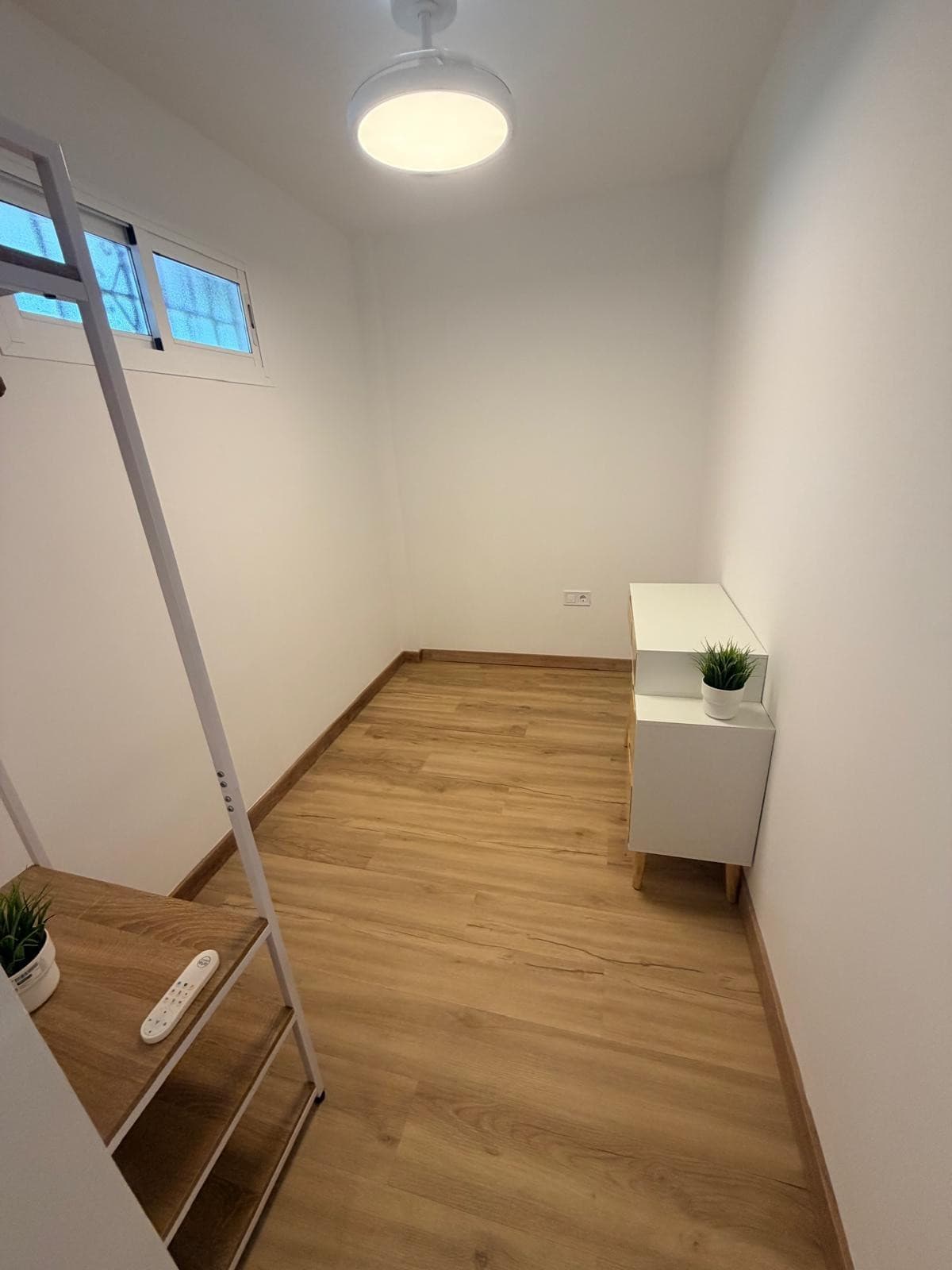 Middle Floor Apartment in Benalmadena — photo 8 of 10
