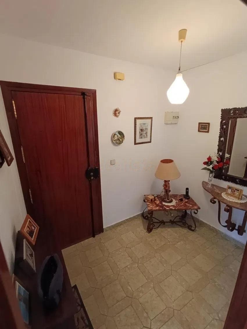 Ground Floor Apartment in Málaga Este — photo 9 of 10