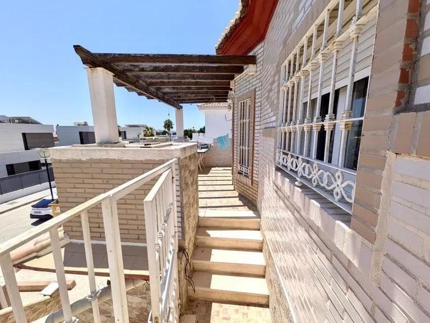 Detached Villa in El Tomillar — photo 6 of 10