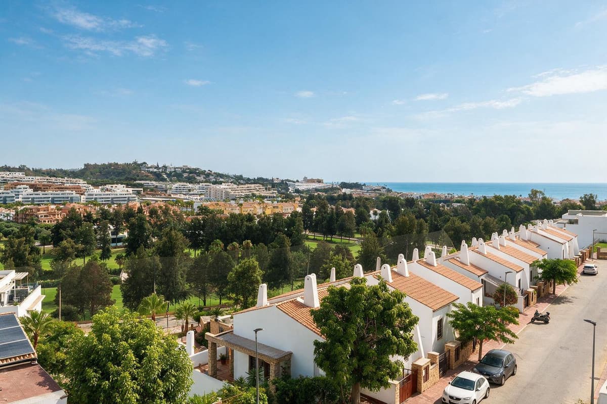 Middle Floor Apartment in La Cala de Mijas — photo 4 of 10