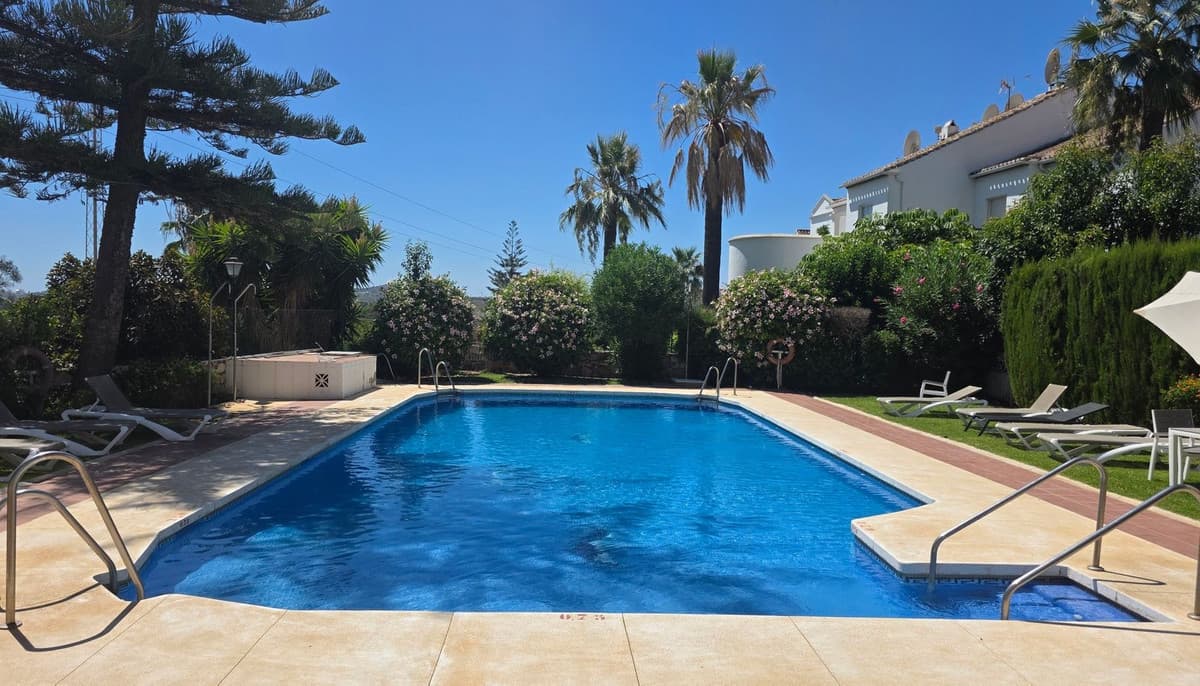 Semi-Detached House in Mijas Golf — photo 1 of 10