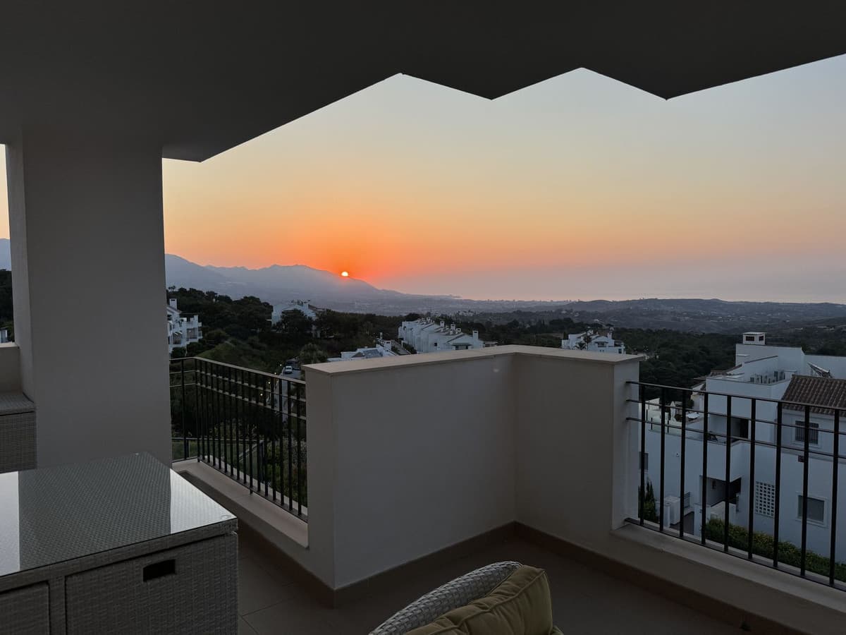 Middle Floor Apartment in La Mairena — photo 6 of 10