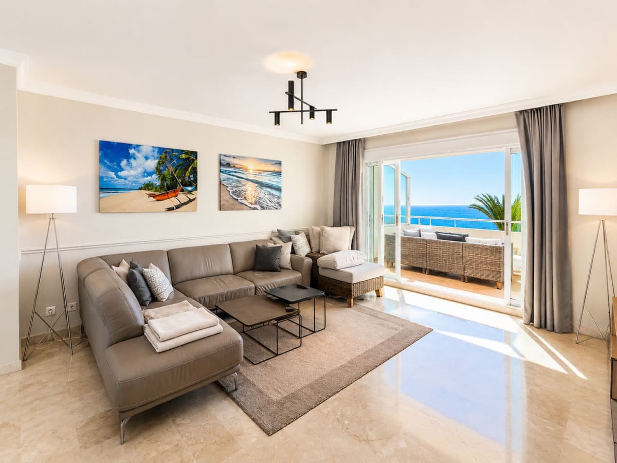 Penthouse in Estepona — photo 3 of 10
