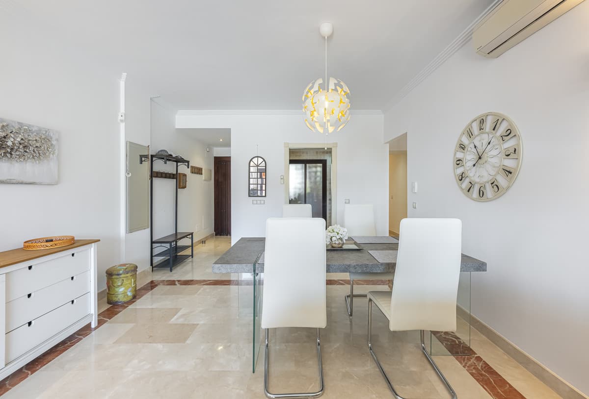 Ground Floor Apartment in Estepona — photo 10 of 10