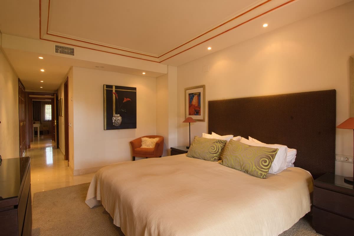 Ground Floor Apartment in Estepona — photo 10 of 10